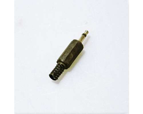 konektor-pro-reproduktor